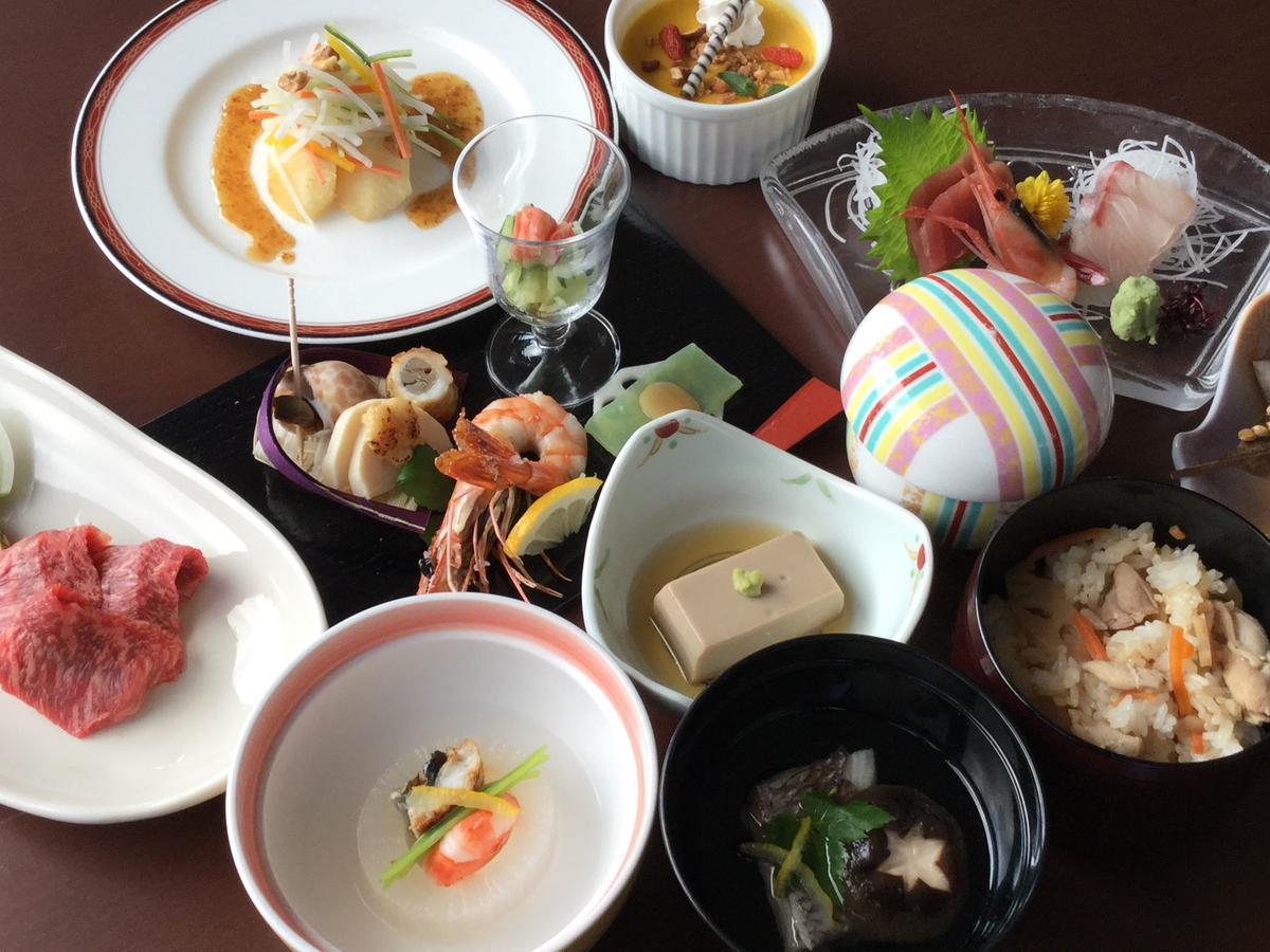 Spa & Resort Hotel Akinomiyasanso Akita Kültér fotó